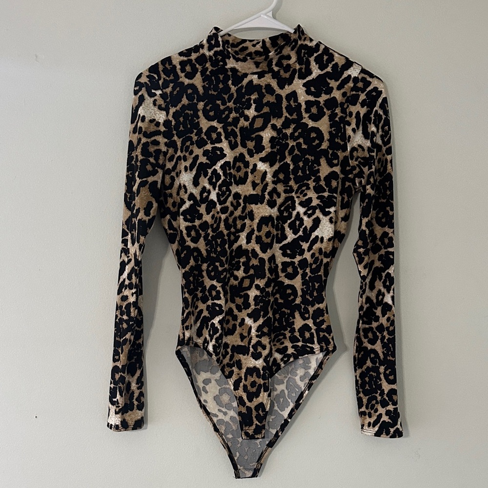 Gaze Leopard Print Top